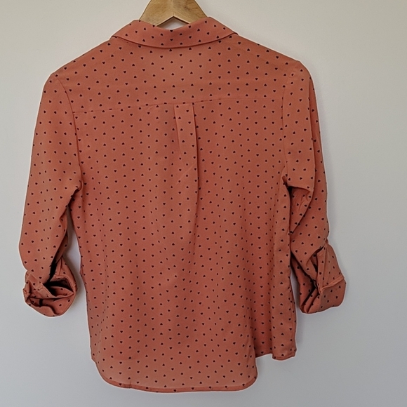 Peach heart polka dot button up - Picture 2 of 8